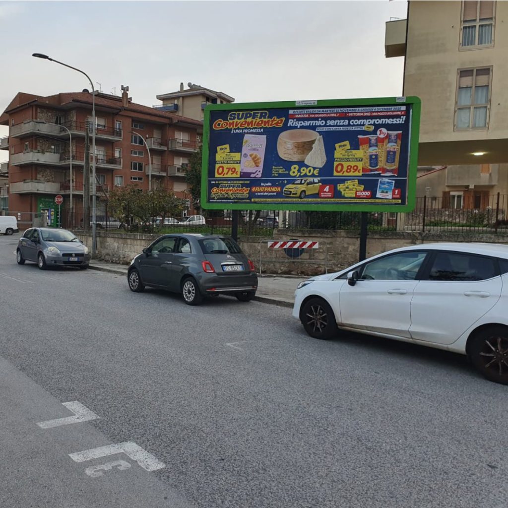 Impianto pubblicitario in viale Piersanti Mattarella, Ragusa